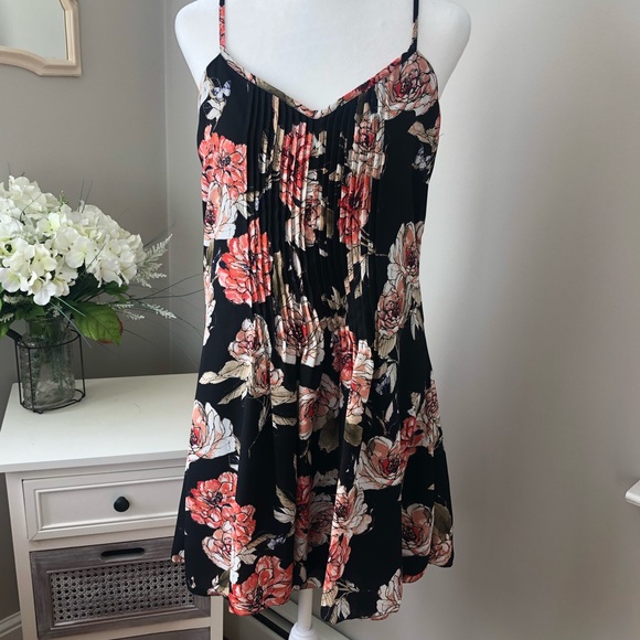 SANCTUARY Spring Fling Black Blossom Floral V-Neck Racerback Mini Sundress SizeS - Picture 3 of 15